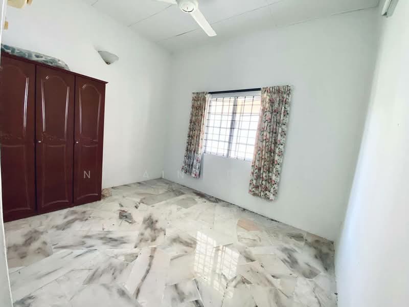 Bungalow for Sale in Sepang (Selangor) - Noraini Dahan - Bedroom - PropertyGuru.com.my