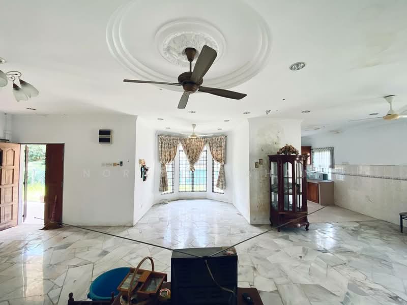 Bungalow for Sale in Sepang (Selangor) - Noraini Dahan - Living Room - PropertyGuru.com.my