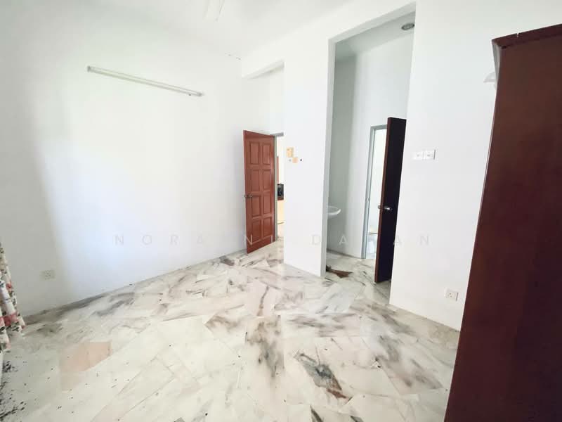 Bungalow for Sale in Sepang (Selangor) - Noraini Dahan - Interior - PropertyGuru.com.my