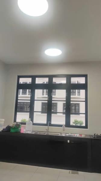 Rumah Teres 2.5 Tingkat untuk Dijual di Iskandar Puteri (Nusajaya) (Johor) - Serene Lee - Kitchen - PropertyGuru.com.my