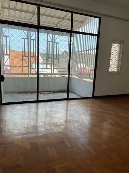 Rumah Teres 2 Tingkat untuk Disewa di Sungai Ara (Penang) - CK Goh - Balcony - PropertyGuru.com.my