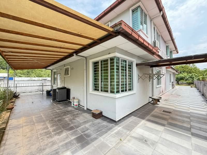 Bungalow for Sale in Bandar Country Homes (Rawang) - Tom Yip - Exterior - PropertyGuru.com.my