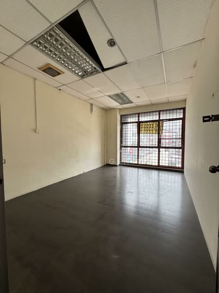 Shop / Office for Rent in Johor Bahru (Johor) - DX GAN - Interior - PropertyGuru.com.my