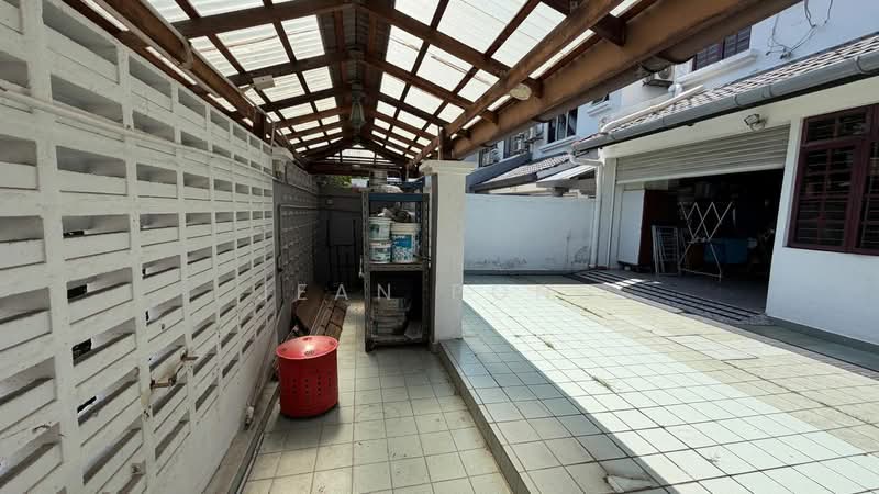 Rumah Teres untuk Dijual di Petaling Jaya (Selangor) - Jean Pong - Exterior - PropertyGuru.com.my