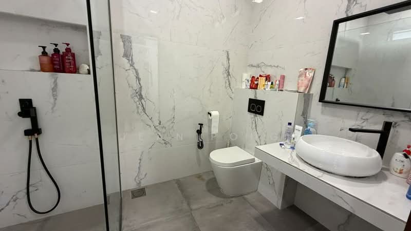 Rumah Teres untuk Dijual di Petaling Jaya (Selangor) - Jean Pong - Bathroom - PropertyGuru.com.my