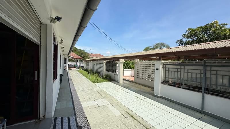Rumah Teres untuk Dijual di Petaling Jaya (Selangor) - Jean Pong - Exterior - PropertyGuru.com.my