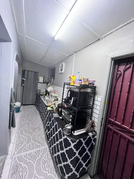 1-storey Terraced House for Sale in Ipoh (Perak) - Fatin . - Kitchen - PropertyGuru.com.my