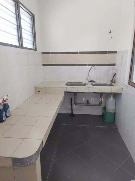 2-storey Terraced House for Sale in Ipoh (Perak) - Niclos Leong - Kitchen - PropertyGuru.com.my