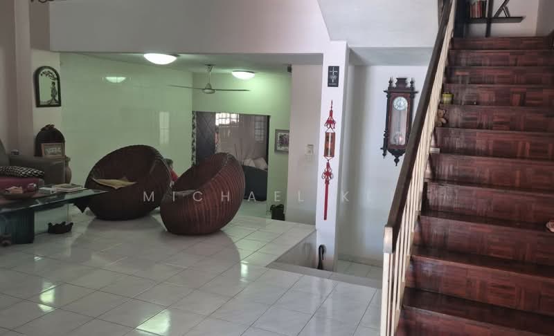 Rumah Teres 2 Tingkat untuk Dijual di Taman Bukit Desa (Taman Desa) - Michael Kei - Living Room - PropertyGuru.com.my
