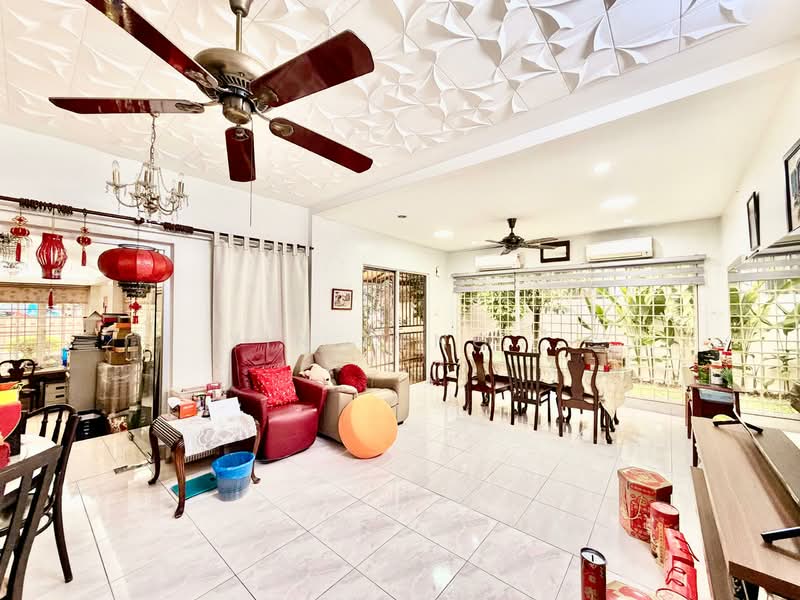 Bungalow for Rent in Taman Tun Dr Ismail (Kuala Lumpur) - Yin Peng . - Living Room - PropertyGuru.com.my