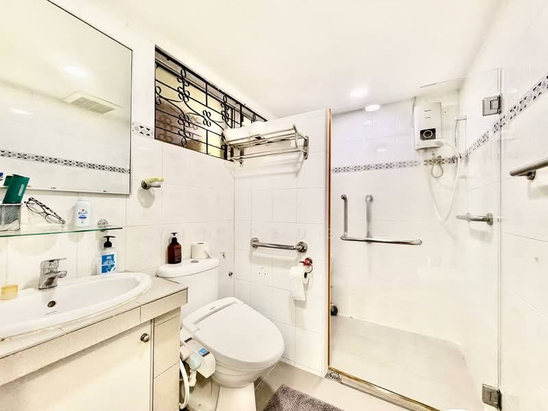 Bungalow for Rent in Taman Tun Dr Ismail (Kuala Lumpur) - Yin Peng . - Bathroom - PropertyGuru.com.my