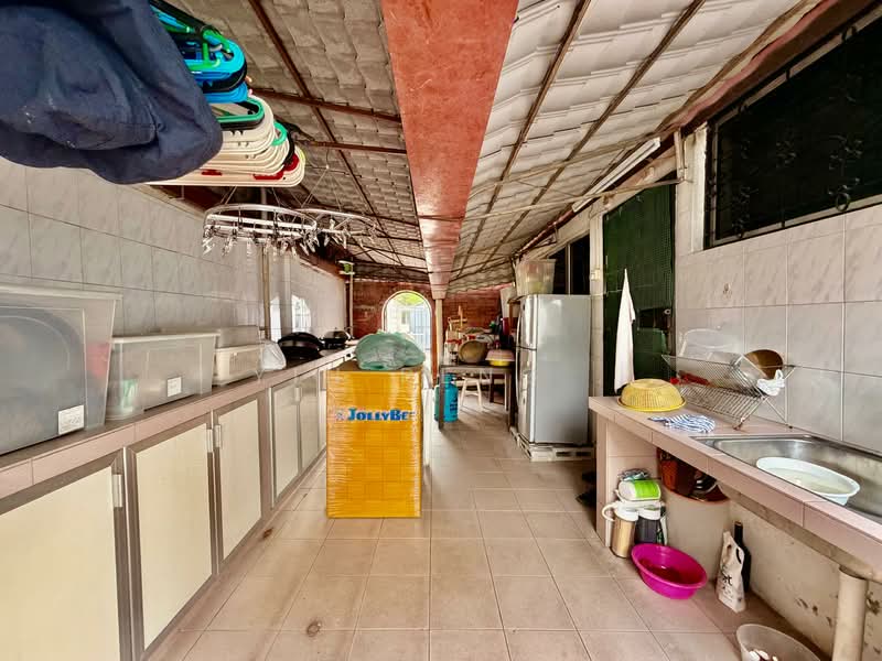 Bungalow for Rent in Taman Tun Dr Ismail (Kuala Lumpur) - Yin Peng . - Kitchen - PropertyGuru.com.my