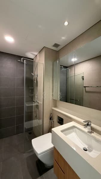 Servis Apartment untuk Disewa di TRX Residences - John Yong - Bathroom - PropertyGuru.com.my