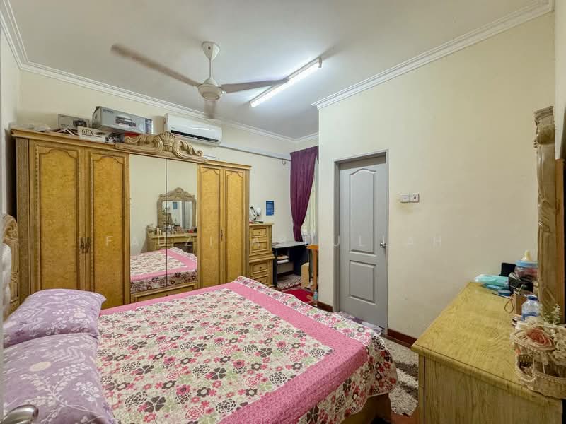 Rumah Berkembar untuk Dijual di Presint 15 (Putrajaya) - Fauzi Abdullah - Bedroom - PropertyGuru.com.my