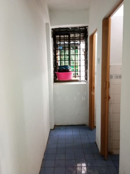 Flat for Sale at Pendekar - Husri Bin Hassan - Corridor - PropertyGuru.com.my