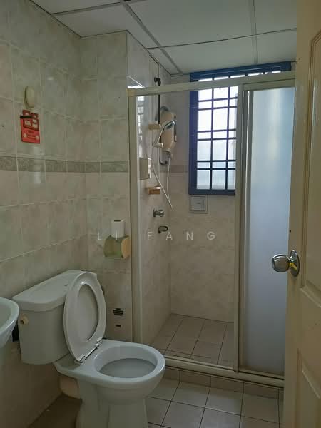 Kondominium untuk Dijual di Grand View - Li Fang - Bathroom - PropertyGuru.com.my