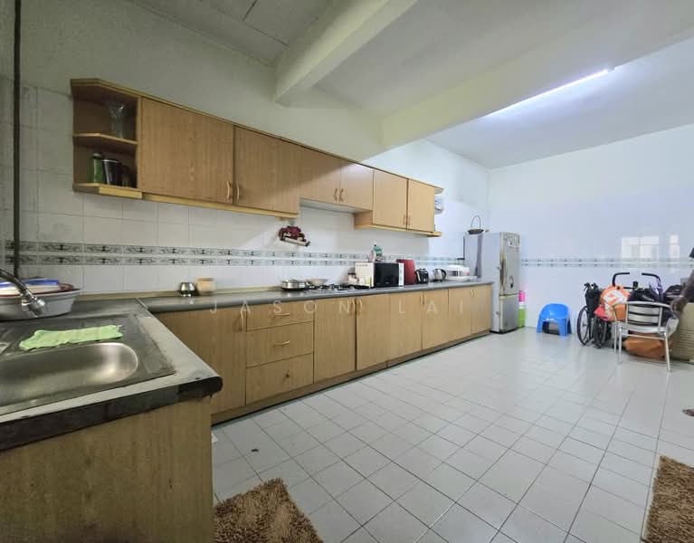 2-storey Terraced House for Sale in Subang Bestari (Shah Alam) - Jason Lai - Kitchen - PropertyGuru.com.my