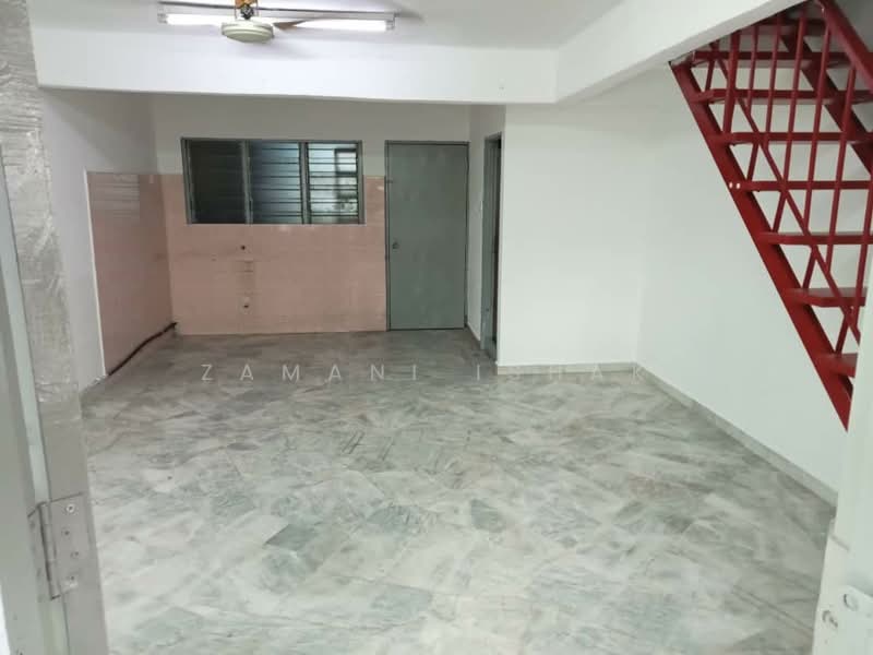 2-storey Terraced House for Sale in Taman Sentosa (Klang) - Zamani Ishak - Interior - PropertyGuru.com.my