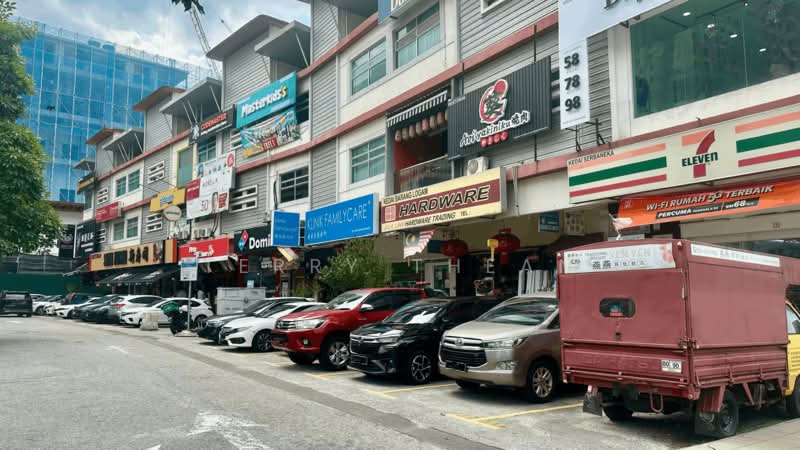 Untuk Dijual - 4 Storey Shop @ Bukit Jalil , Facing Main Road & High Explosure