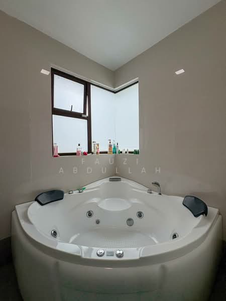 Terraced House for Sale in Duta Suria (Ampang) - Fauzi Abdullah - Bathroom - PropertyGuru.com.my