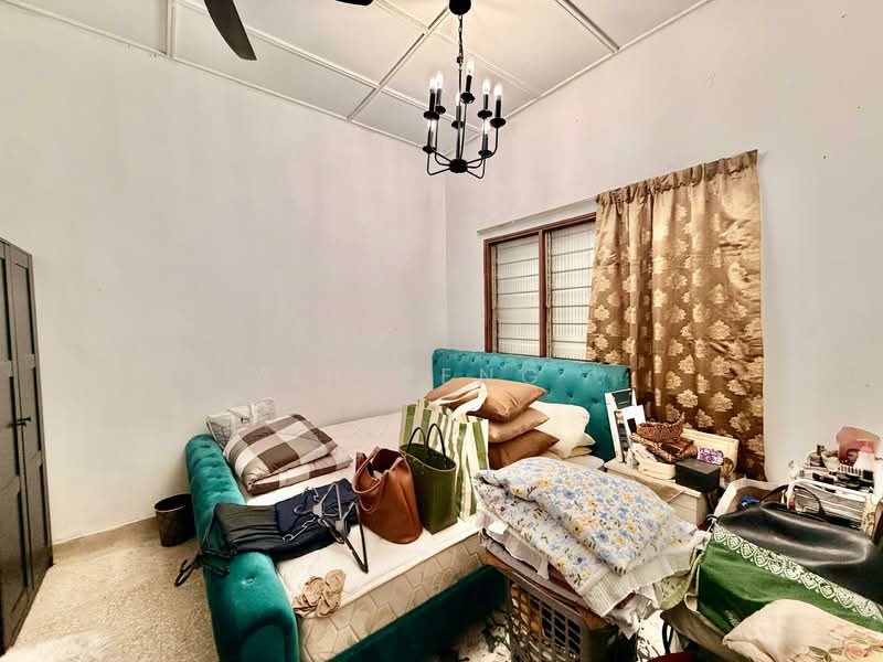 1-storey Terraced House for Sale in Taman Tun Dr Ismail (Kuala Lumpur) - Yin Peng . - Bedroom - PropertyGuru.com.my