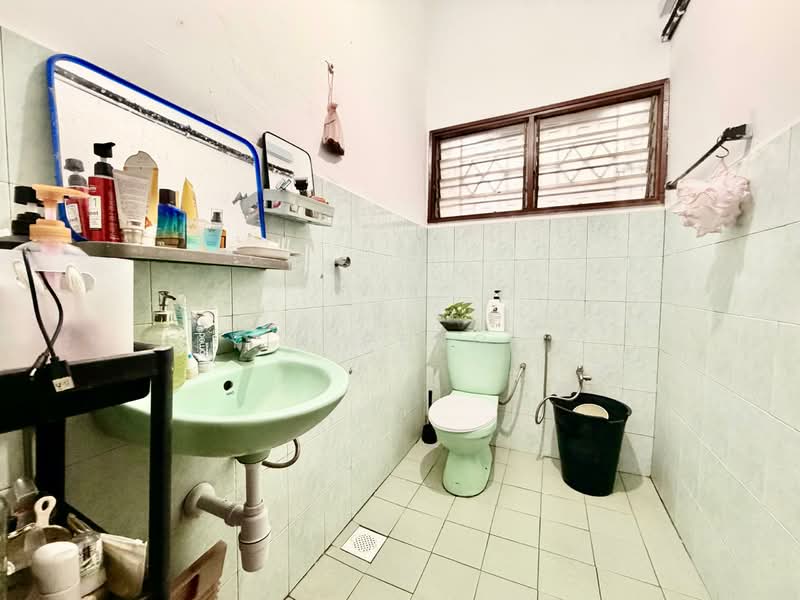 1-storey Terraced House for Sale in Taman Tun Dr Ismail (Kuala Lumpur) - Yin Peng . - PropertyGuru.com.my