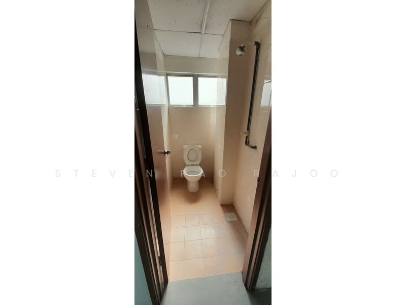Shop / Office for Rent in Taman Pelangi Semenyih (Semenyih) - Steven Rao Rajoo - Bathroom - PropertyGuru.com.my