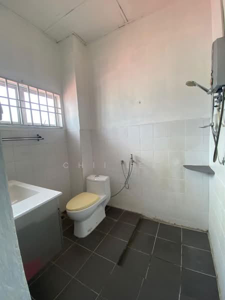 Rumah Teres 2 Tingkat untuk Dijual di Bukit Mertajam (Penang) - Chii Lee - Bathroom - PropertyGuru.com.my