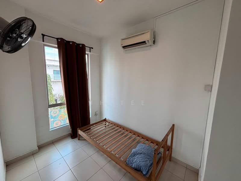 Pangsapuri untuk Disewa di Suria Apartment - JH Tee - Bedroom - PropertyGuru.com.my