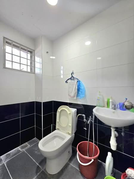 Apartment for Sale at Cengal Apartment - Amzar Faiz - Bathroom - PropertyGuru.com.my