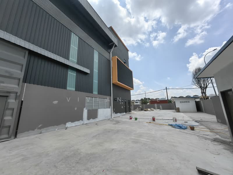 Detached Factory for Rent in Puncak Alam (Selangor) - Vivian Lee - Exterior - PropertyGuru.com.my