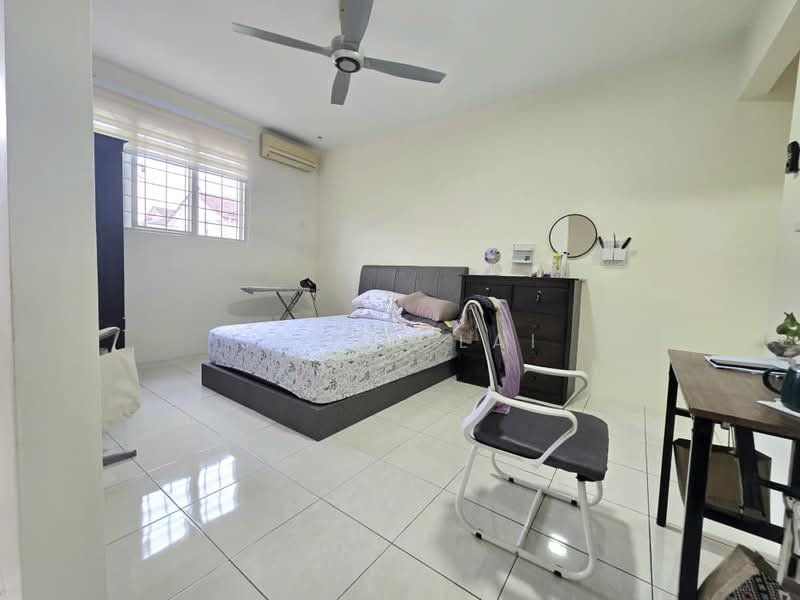 2-storey Terraced House for Sale in Subang Bestari (Shah Alam) - Jason Lai - Bedroom - PropertyGuru.com.my