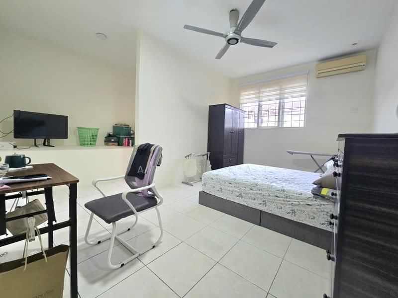 2-storey Terraced House for Sale in Subang Bestari (Shah Alam) - Jason Lai - Bedroom - PropertyGuru.com.my