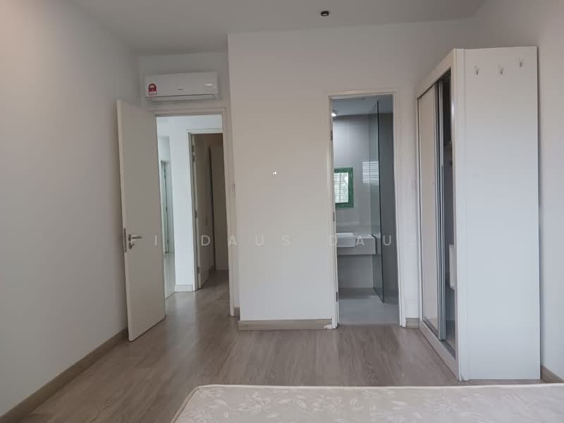 Kondominium untuk Dijual di Le Yuan Residence - Firdaus Dauz - Bedroom - PropertyGuru.com.my