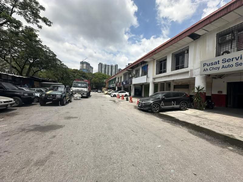 Semi-D Factory for Sale in Taman Sungai Besi (Salak South) - Lim Ee Thian - Exterior - PropertyGuru.com.my