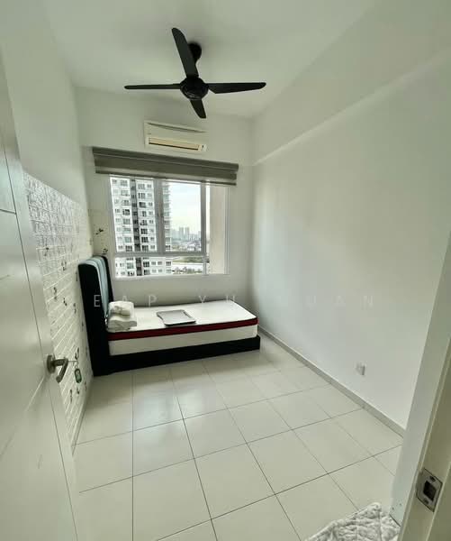 Kondominium untuk Dijual di One Imperial - Yeap Yu Quan - Bedroom - PropertyGuru.com.my