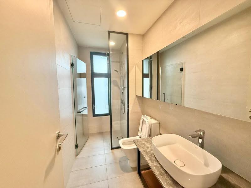 Kediaman Servis untuk Dijual di Residensi Solaris Parq - Candice Yu - Bathroom - PropertyGuru.com.my