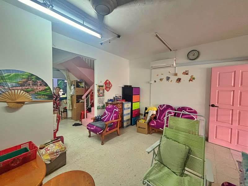 3-storey Terraced House for Sale in Taman Bukit Intan (Sri Petaling) - Lewis Tam - Living Room - PropertyGuru.com.my