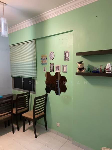 Pangsapuri untuk Dijual di Desa Bayan Apartment - Tony Cheah - Dining Room - PropertyGuru.com.my