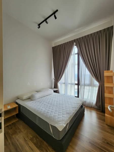 Servis Apartment untuk Dijual di The Park Sky Residence - Alex Chin - Bedroom - PropertyGuru.com.my