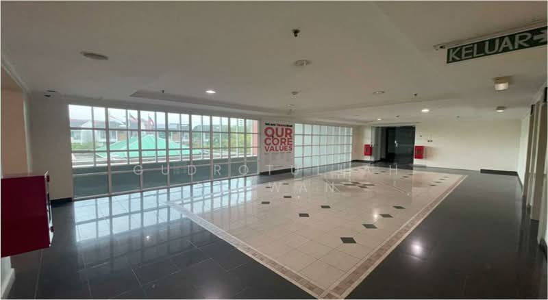 Office for Sale in Presint 16 (Putrajaya) - Gudrotullah Ikhwan - Lobby - PropertyGuru.com.my