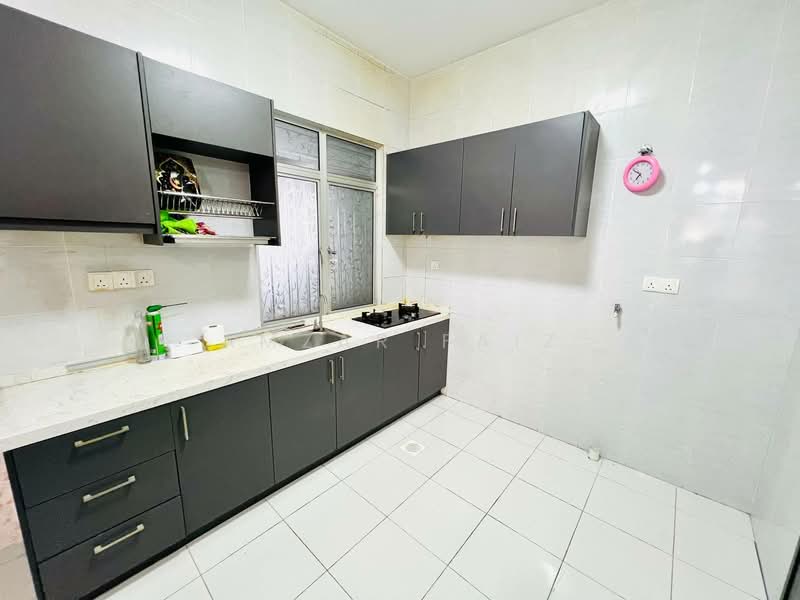 Service Residence for Sale at Residensi Setia Impian - Amzar Faiz - Kitchen - PropertyGuru.com.my