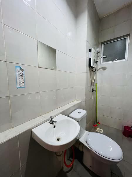 Service Residence for Sale at Residensi Setia Impian - Amzar Faiz - Bathroom - PropertyGuru.com.my