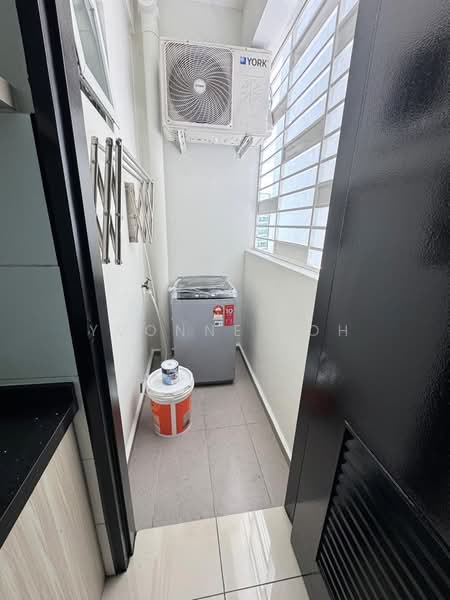 Kondominium untuk Disewa di Tropicana Bay Residences - Yvonne Loh - Balcony - PropertyGuru.com.my