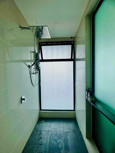 Servis Apartment untuk Disewa di Southkey Mosaic - C.T Chong - Bathroom - PropertyGuru.com.my