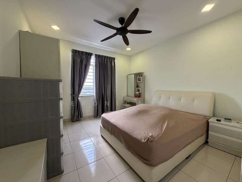 Condominium for Sale at Pearl Avenue - Veronica Ng - PropertyGuru.com.my