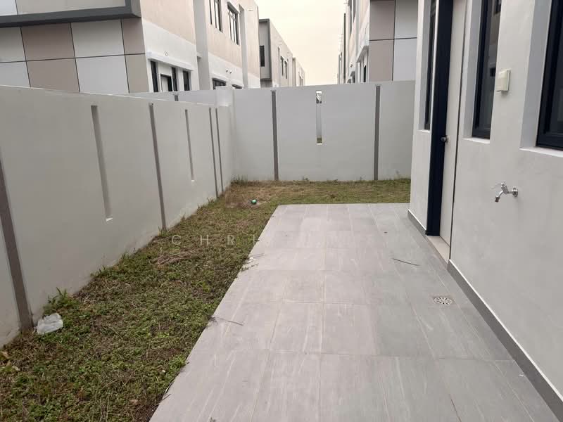 Rumah Berkembar untuk Dijual di Taman Sutera Utama (Skudai) - Chris Lee - PropertyGuru.com.my