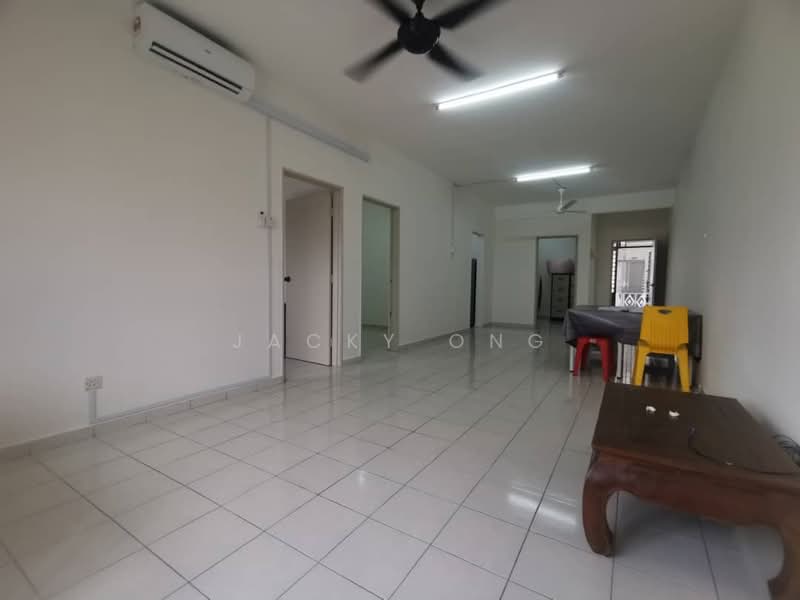 Pangsapuri untuk Disewa di Molek Ria - Jacky Ong - Living Room - PropertyGuru.com.my