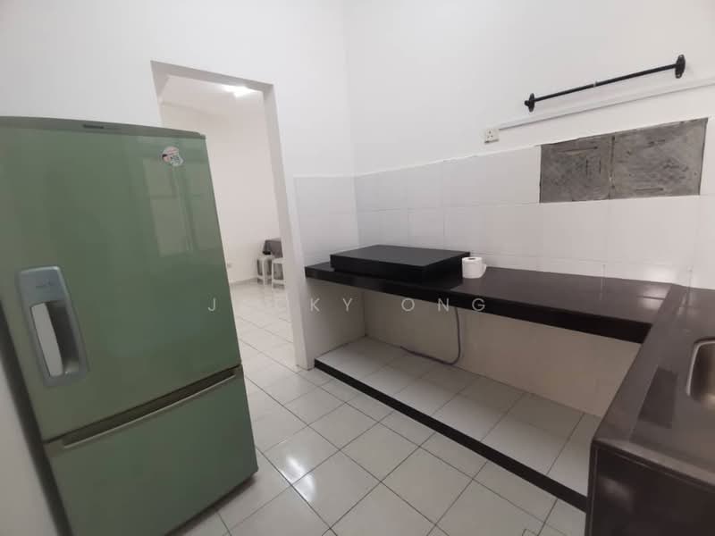 Pangsapuri untuk Disewa di Molek Ria - Jacky Ong - Kitchen - PropertyGuru.com.my