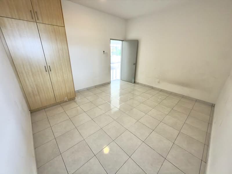 Pangsapuri untuk Dijual di Pangsapuri Setia Impian @ Kajang - Amzar Faiz - Interior - PropertyGuru.com.my